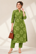 Load image into Gallery viewer, Floral Printed Ethnic Kurta Pant Co-Ord Set - PRAVtown
