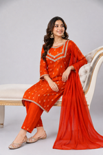 Load image into Gallery viewer, Orange embroidered knee-length kurta pant set - PRAVtown

